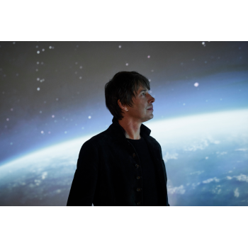 時間の謎を解き明かす – ブライアン・コックス インタビュー